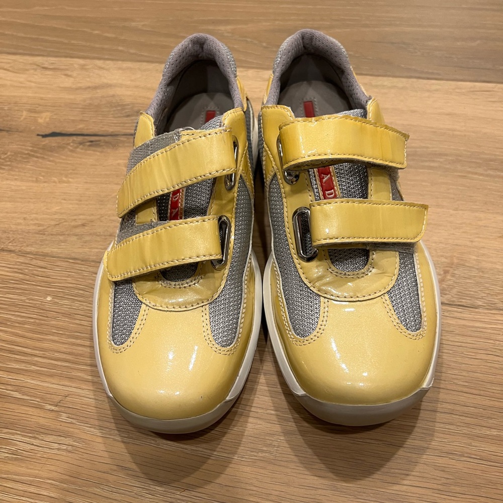 Prada 1343 sneakers patent leather